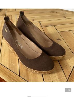 Viscata Barcelona size 37
wedge pump Dark Brown Canvas Espadrille Wedges.